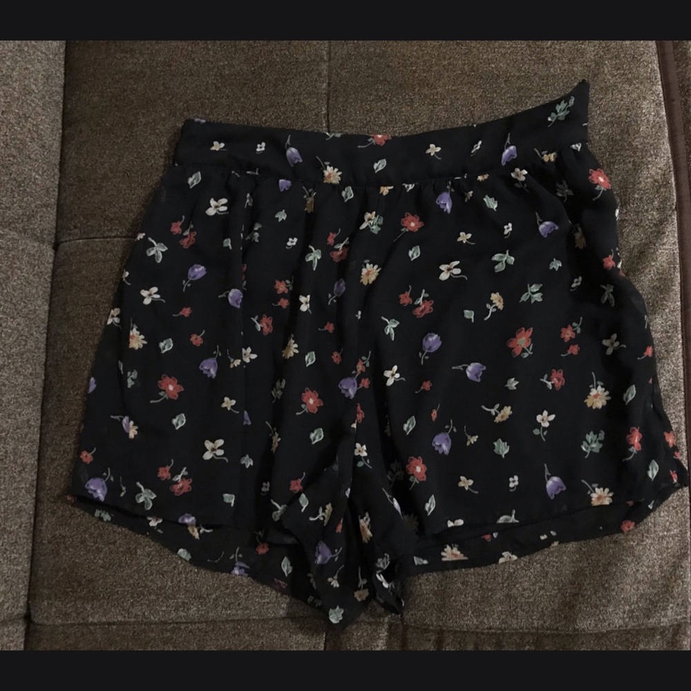 Forever21 Shorts Small